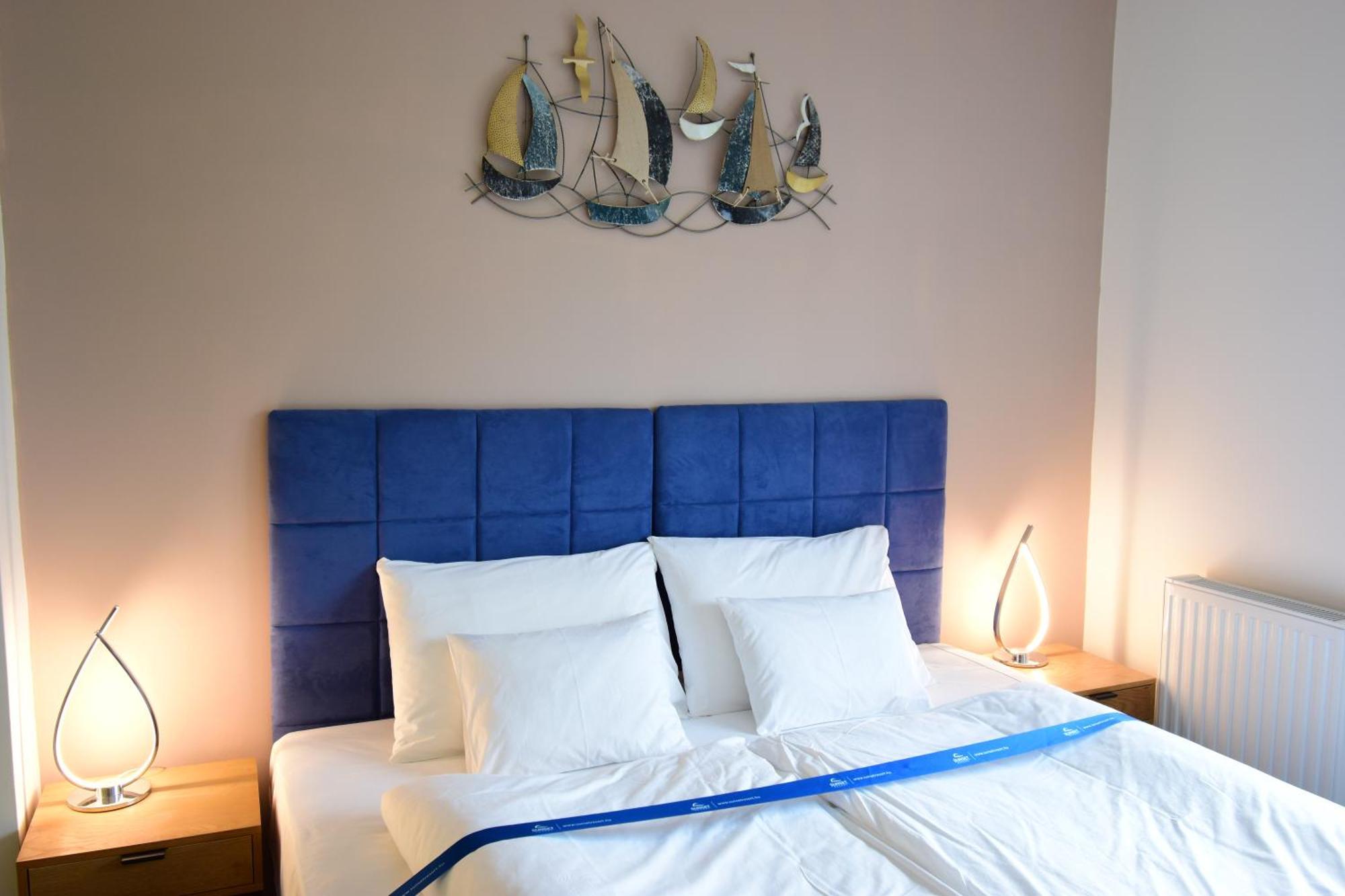 Sunset Resort - Lakeside Apartment Fonyód Extérieur photo