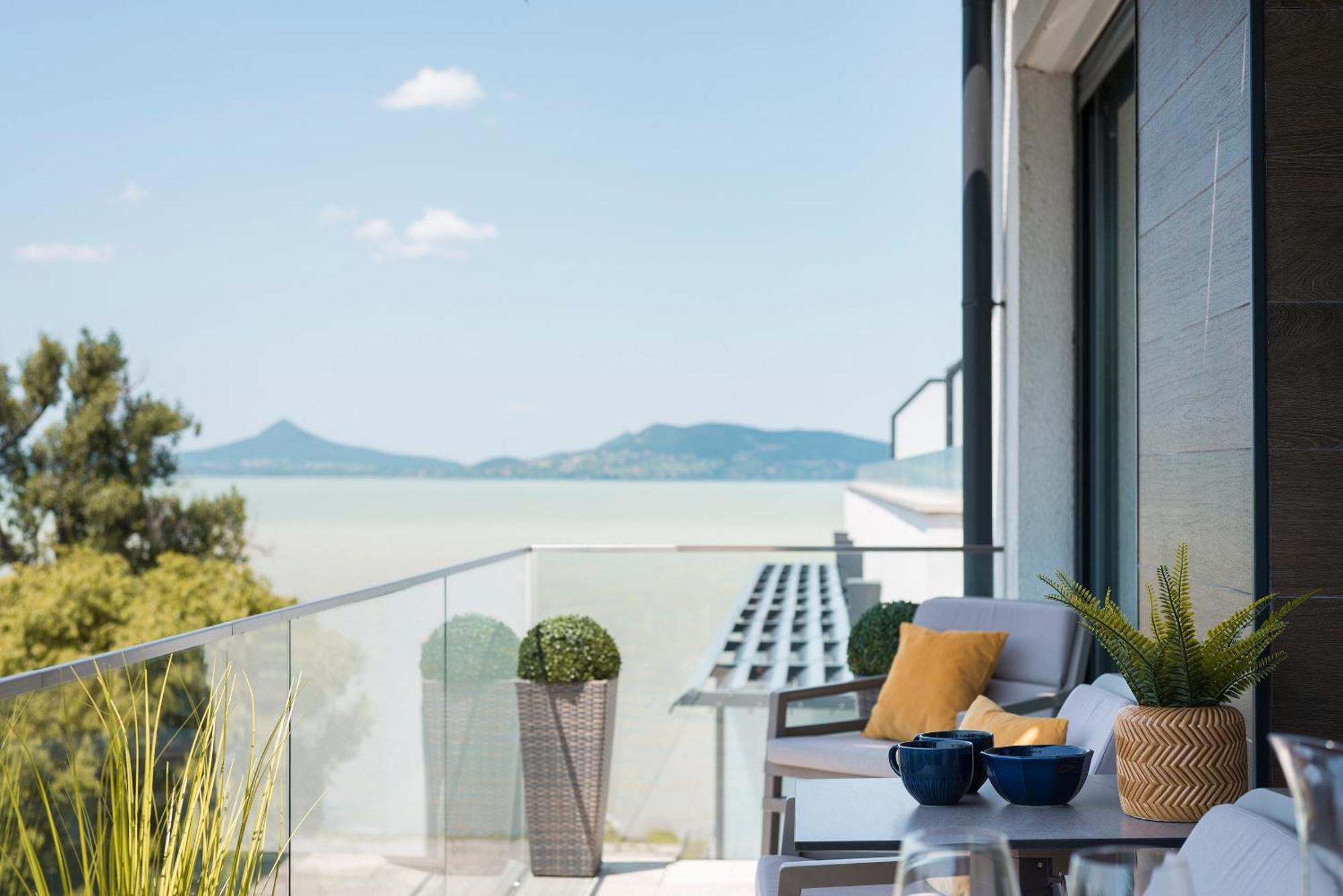 Sunset Resort - Lakeside Apartment Fonyód Extérieur photo